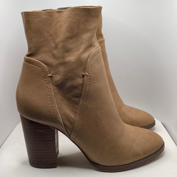 Gibson Latimer Soft Leather Heeled Ankle Booties - Picture 2 of 10